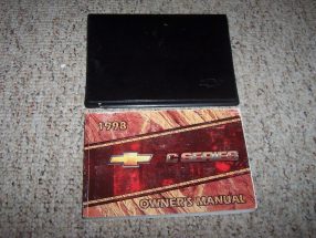1998 Chevrolet Kodiak / C-Series Medium Duty Truck Owner's Manual Set