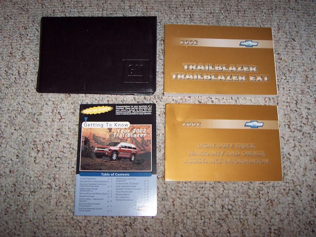 2002 Chevrolet Trailblazer Owner's Manual Set 2002 Chevrolet Trailblazer Owner's Manual Set