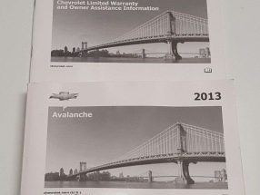 2013 Chevrolet Avalanche Owner's Manual Set